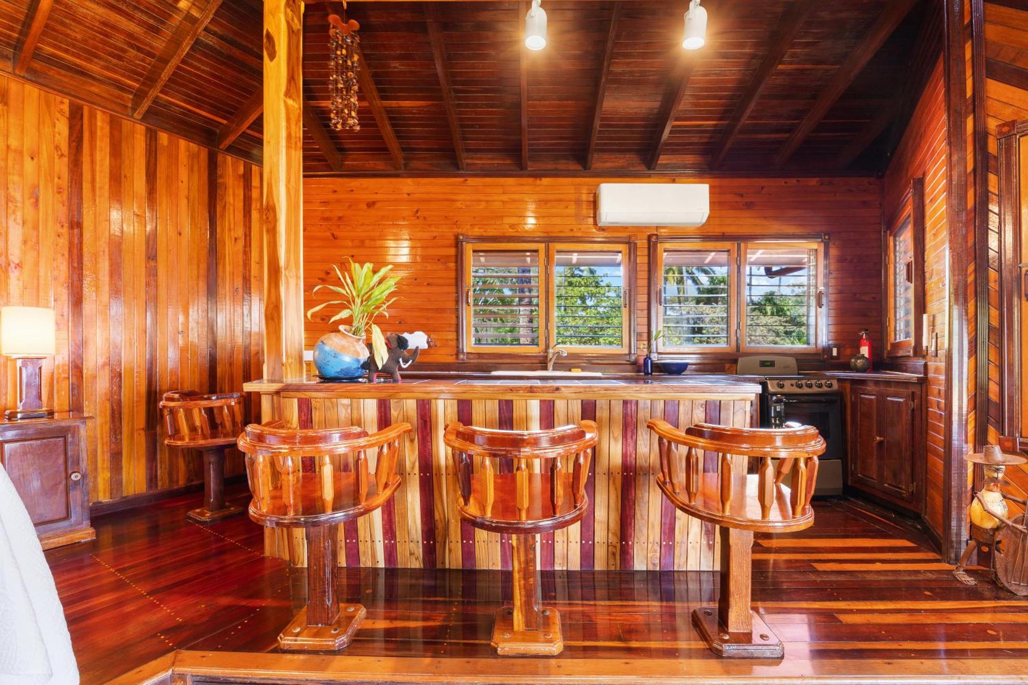 Tambor Tropical Beach Resort- Adults Only Rum bild